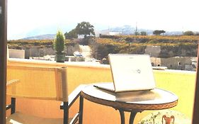 Emmanouela Studios & Villas